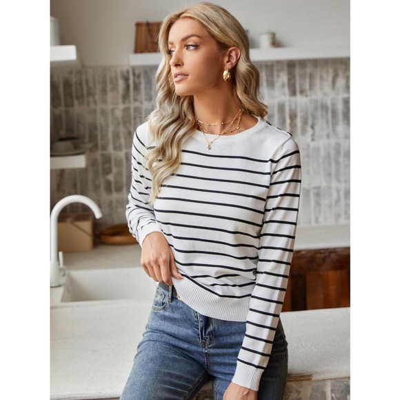 Striped Button Detail preppy knit Sweater black white - Picture 1 of 6